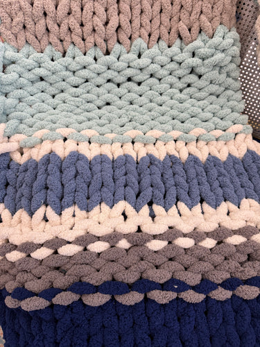 Chunky Blanket In - Person Workshop